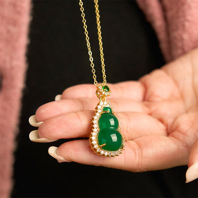 Foviel Green Chalcedony Gourd Pendant