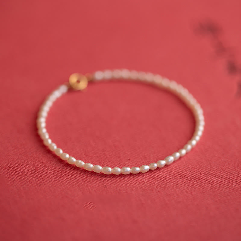Bracelet de sagesse Foviel en perles naturelles ultra-fines de 2 mm, en cuivre plaqué or 14 carats