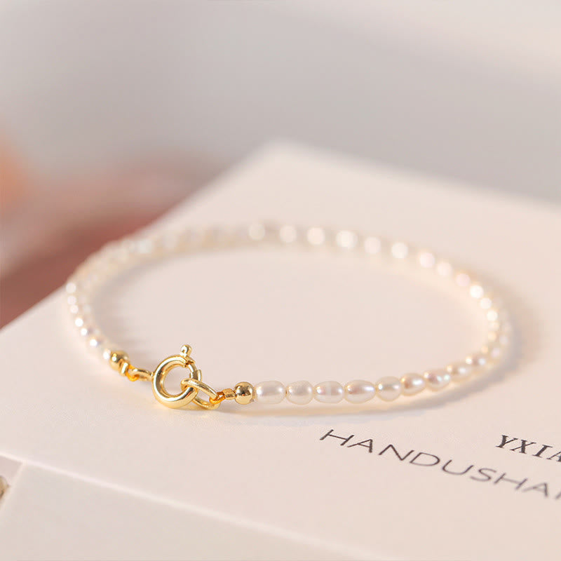 Bracelet de sagesse Foviel en perles naturelles ultra-fines de 2 mm, en cuivre plaqué or 14 carats