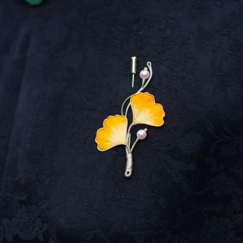 Foviel Handmade Yangzhou Velvet Flower Mulberry Silk Ginkgo Leaf Brooch
