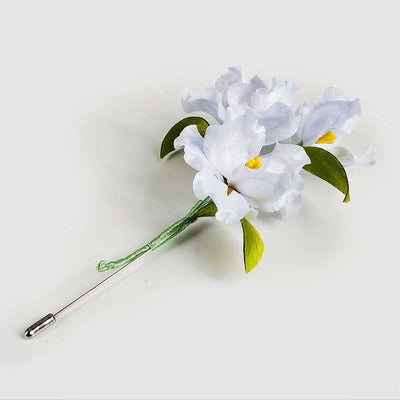 Foviel von Hand handgemacht Velvet Blume Mulberry Seide Weiß Iris Blume Brosche