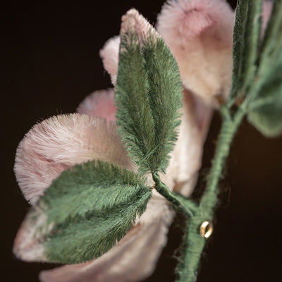 Broche fleur de pêcher en soie de mûrier et velours fait main Yangzhou Foviel