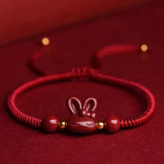 Bracelet porte-bonheur Foviel fait main en cinabre avec lapin du zodiaque chinois et cordon rouge