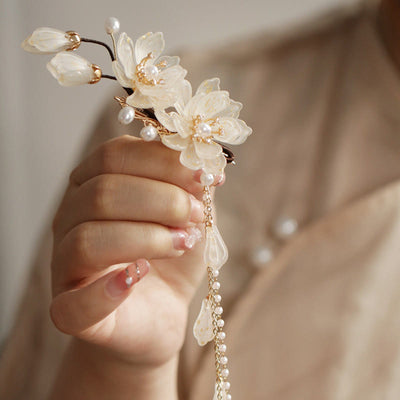 Foviel Classical Magnolia Tassel Side Hair Clip