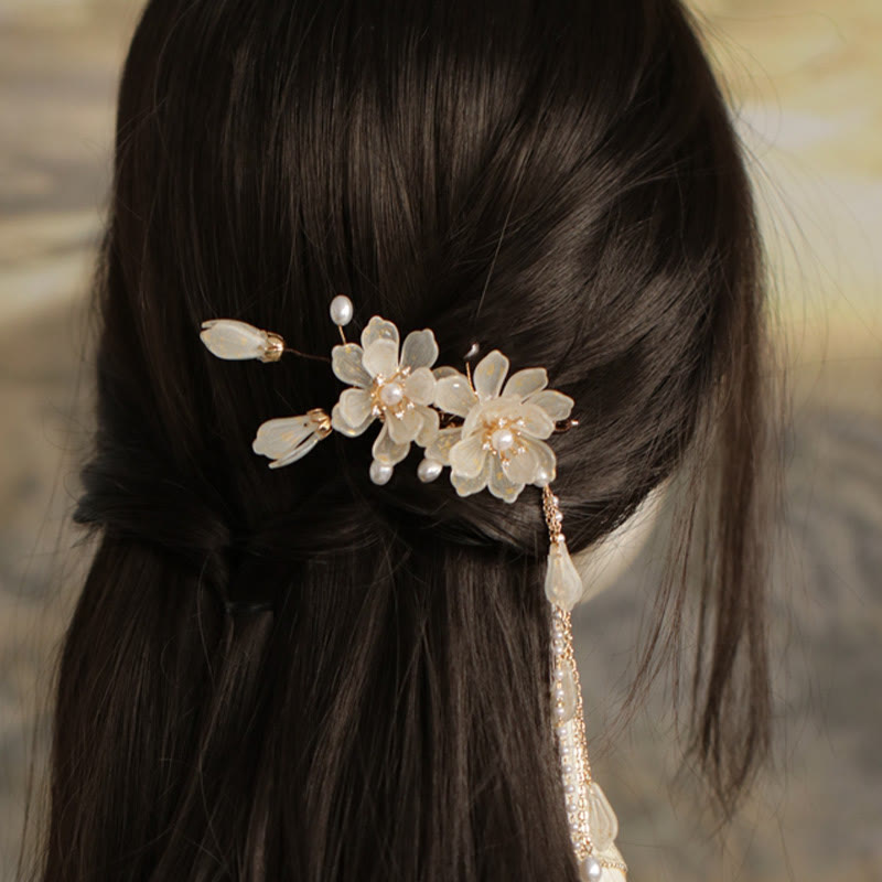Barrette à cheveux classique Foviel avec pompon magnolia