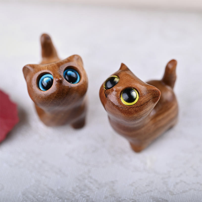 Foviel Green Sandalwood Ebony Wood Sandalwood Small Leaf Red Sandalwood Mini Lucky Cat Peace Decoration