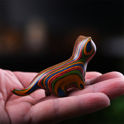 Mini chat porte-bonheur décoratif Foviel en bois de santal vert, bois de santal rouge à petites feuilles, ébène et bois arc-en-ciel