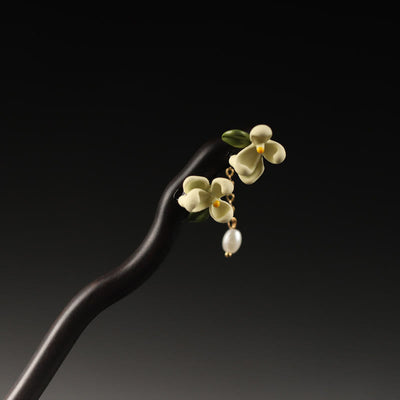 Foviel Ebony Gardenia Tassel Courage Hairpin