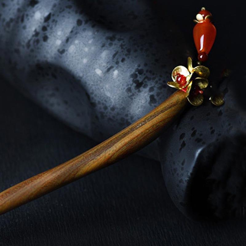 Foviel Silver Tassel Green Sandalwood Soothing Hairpin