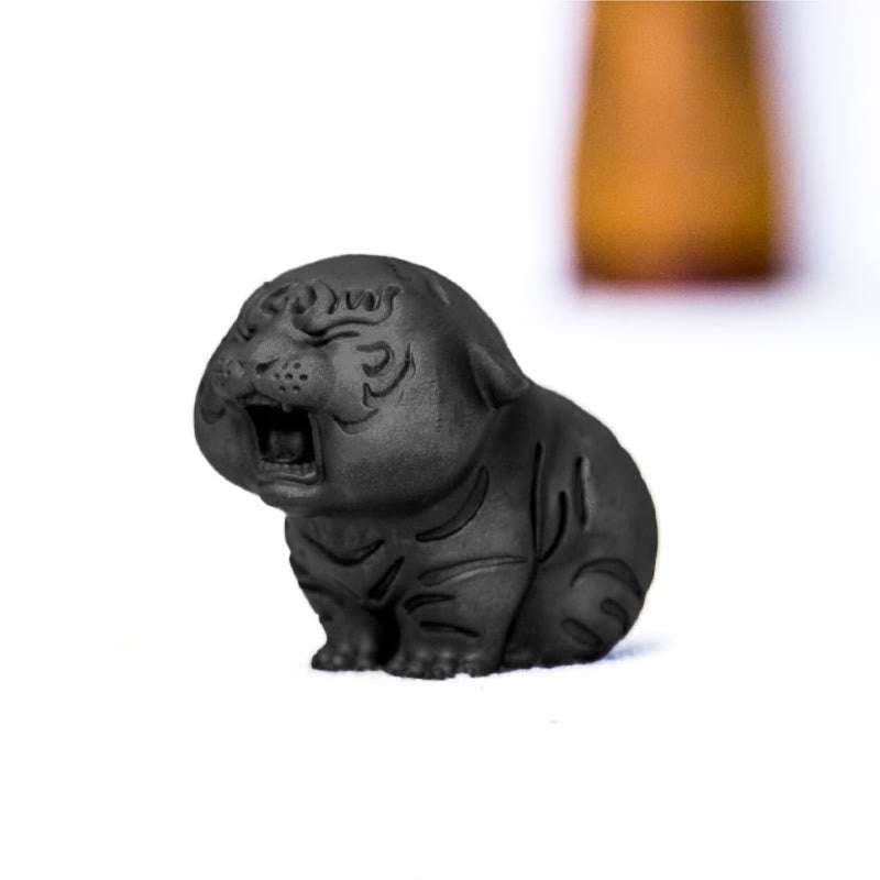 Foviel Mini Statue de tigre mignon en résine coulée pour décoration intérieure contre la rouille et la poudre de fer