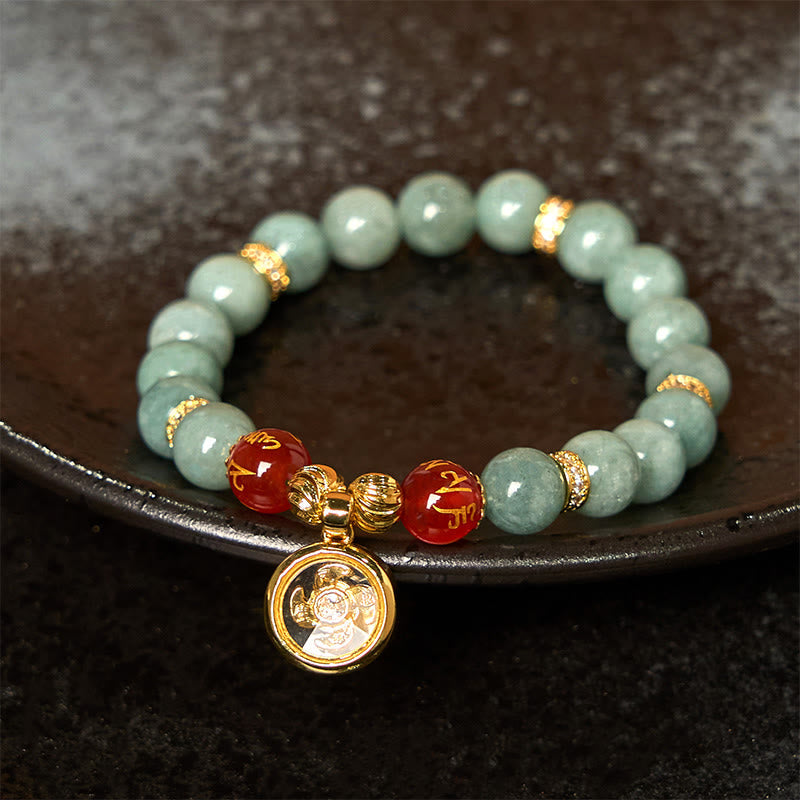 Bracelet porte-bonheur Foviel en jade vert naturel avec motif cyclone Om Mani Padme Hum