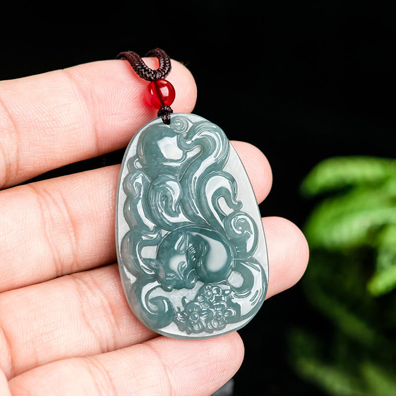 Pendentif collier Foviel en jade vert naturel motif fleur et renard à neuf queues porte-bonheur