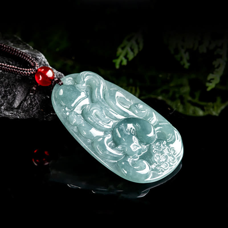 Pendentif collier Foviel en jade vert naturel motif fleur et renard à neuf queues porte-bonheur