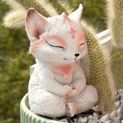 Foviel Small Nine Tailed Fox Sitting Protection Resin Home Decoration