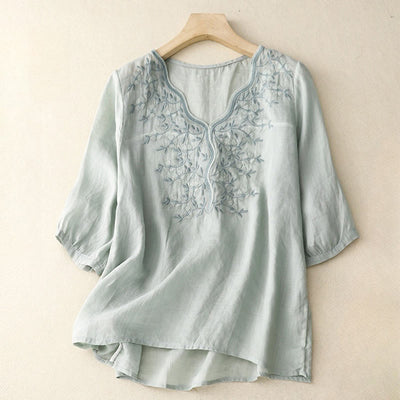 Foviel Sommer Casual Stickerei Blumen Damen V-Ausschnitt Design Halbe Ärmel Acryl T-Shirt