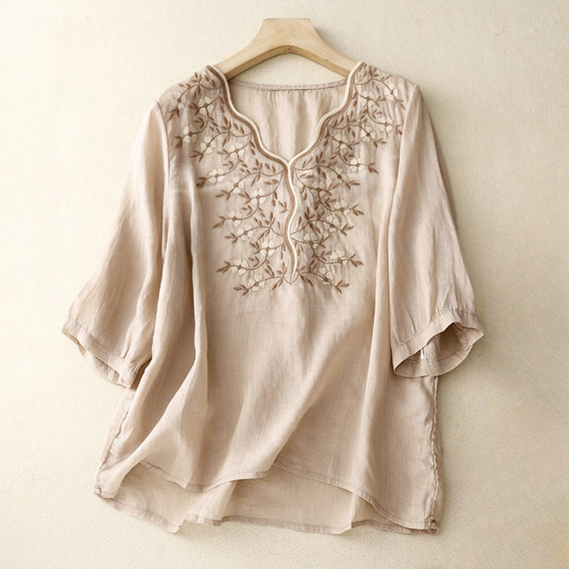 Foviel Sommer Casual Stickerei Blumen Damen V-Ausschnitt Design Halbe Ärmel Acryl T-Shirt