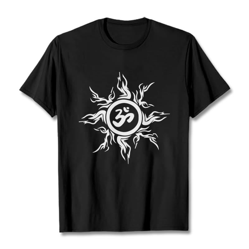 T-shirt en coton à motif soleil rayonnant Foviel entourant un symbole Om