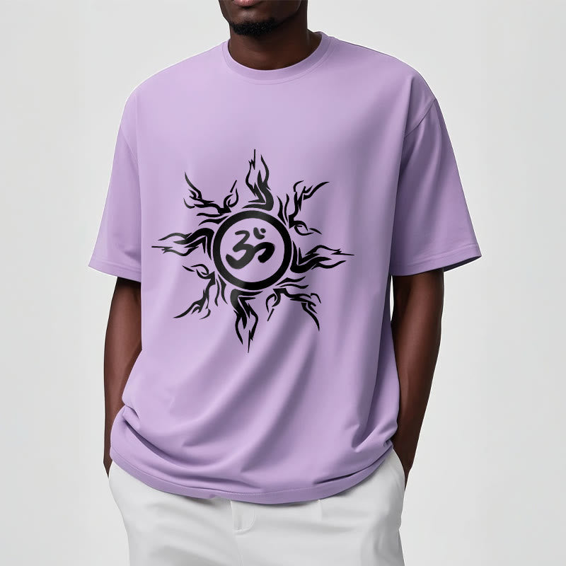 T-shirt en coton à motif soleil rayonnant Foviel entourant un symbole Om