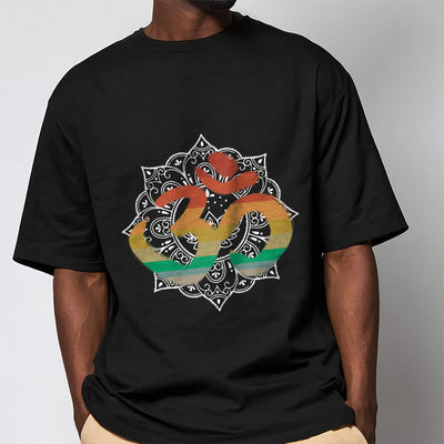Foviel Gradient-farbige Om Sanskrit Mandala Hintergrund Muster Baumwolle Tee T-Shirt