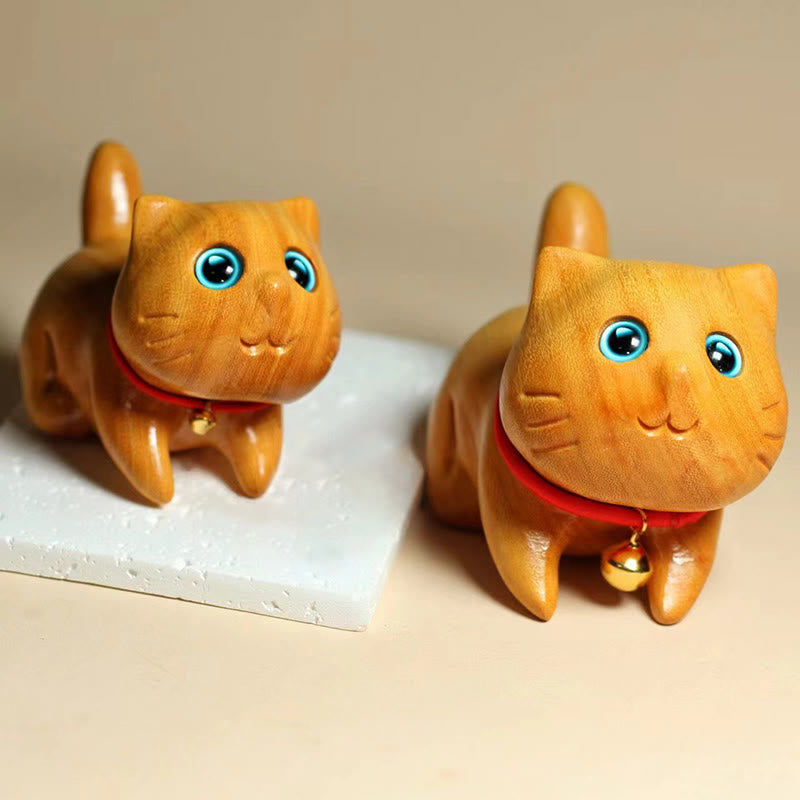 Foviel Mini Sandalwood Carved Lucky Confident Cat Healing Decoration