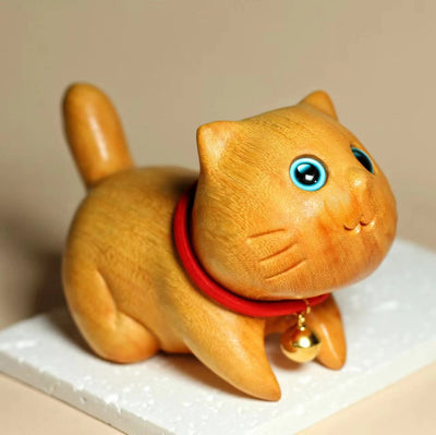 Foviel Mini Sandalwood Carved Lucky Confident Cat Healing Decoration