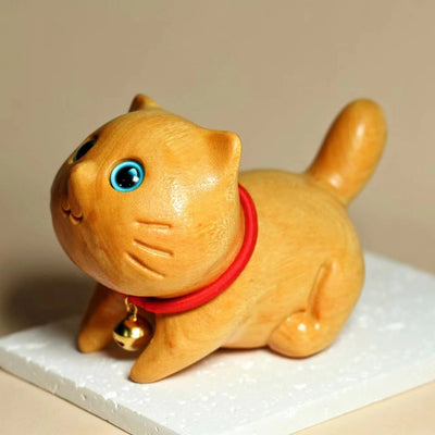 Foviel Mini Sandalwood Carved Lucky Confident Cat Healing Decoration