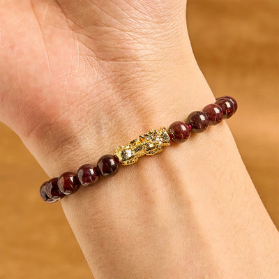 Foviel Natürliche Granatperlen PiXiu Schutz Armband