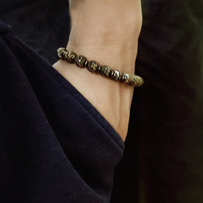 Bracelet Foviel Vintage en cuivre et laiton à motif de sculpture sur couteau vieilli, symbole de richesse