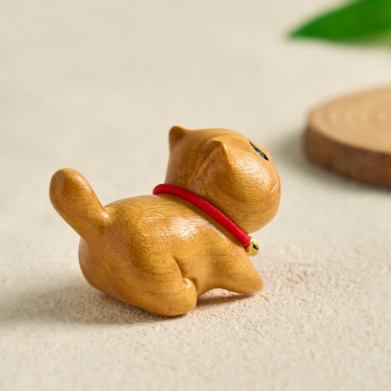 Foviel Mini Sandalwood Carved Lucky Confident Cat Healing Decoration