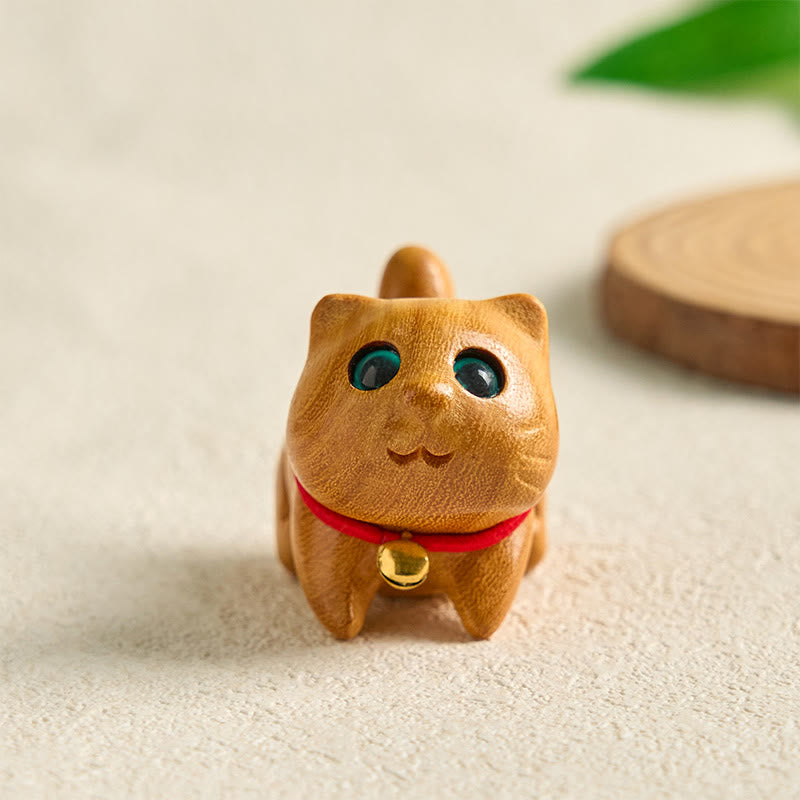 Foviel Mini Sandalwood Carved Lucky Confident Cat Healing Decoration