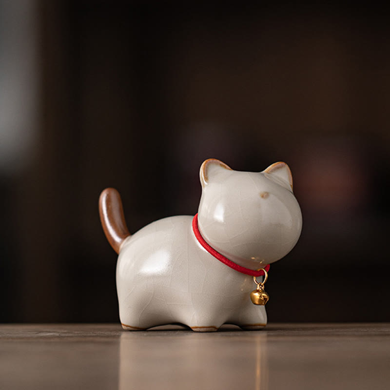 Figurine décorative en céramique Foviel, chat chanceux mignon debout avec grelot et cordon rouge