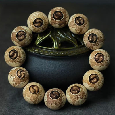Foviel Camphor Wood Yin Yang Ox Graviertes Armband mit glanzvollen Farben