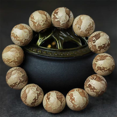 Foviel Camphor Wood Yin Yang Ox Graviertes Armband mit glanzvollen Farben