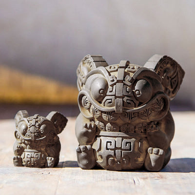 Buddha Stones Handmade Gold Swallowing Beast Iron Powder Rust Cast Resin Statue Home Decoration - image 12