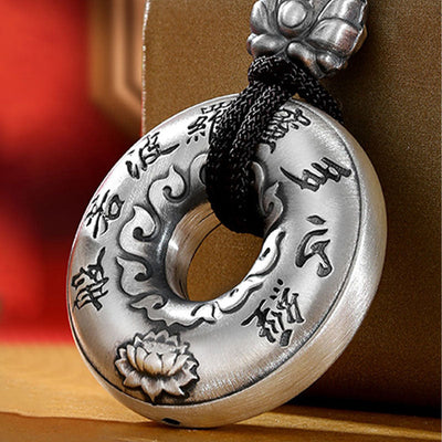 Pendentif de collier Foviel en argent sterling 999 avec motif de boucle de paix lotus et soutra du cœur