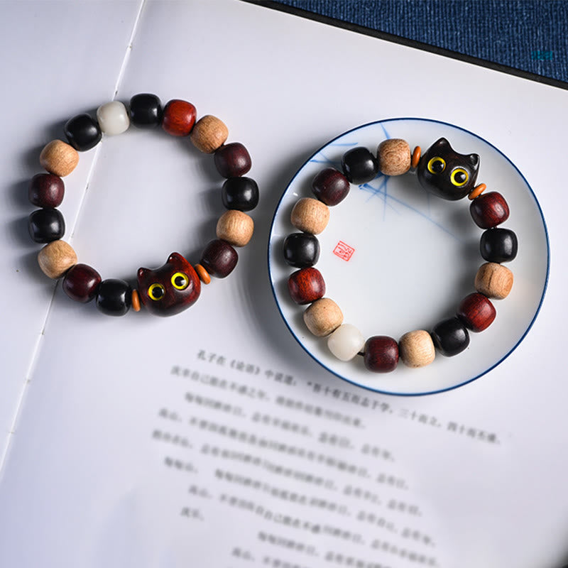 Foviel Small Leaf Red Sandalwood Ebony Wood Cute Cat Engraved Protection Bracelet