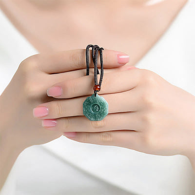 Foviel Natürliche Jade FengShui Bagua Yin Yang Wohlstand Halskette Anhänger