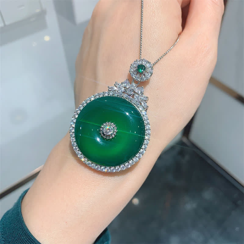 Buddha Stones Green Chalcedony Round Peace Buckle Strength Necklace Pendant Necklaces & Pendants BS 1
