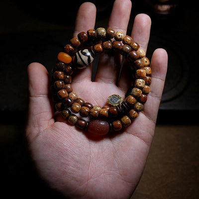 Buddha Stones Tibetan Bodhi Seed Amber Dzi Bead Agate Zakiram Goddess of Wealth Beads Triple Wrap Bracelet Bracelet BS 2