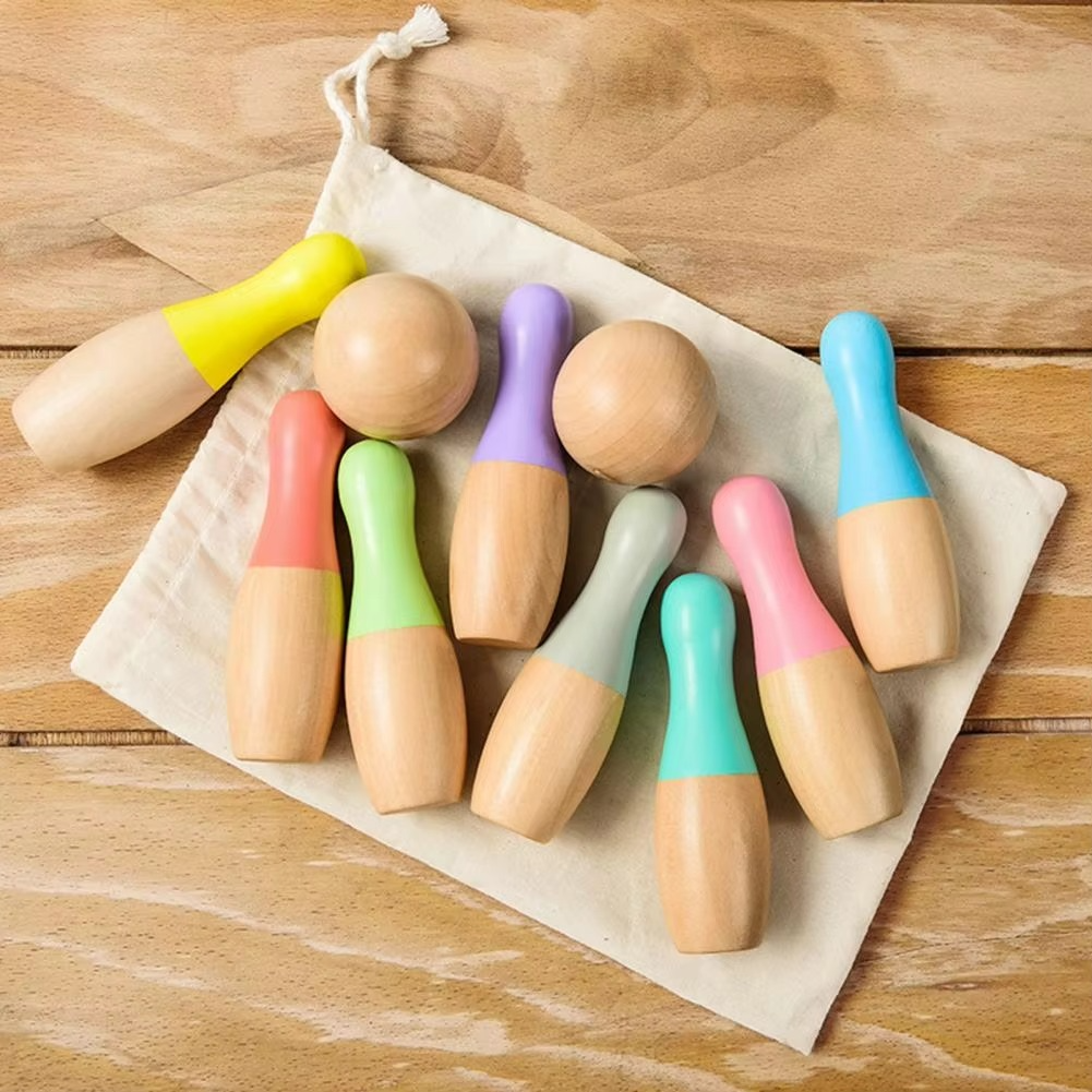 Set de bolos de madera para niños
