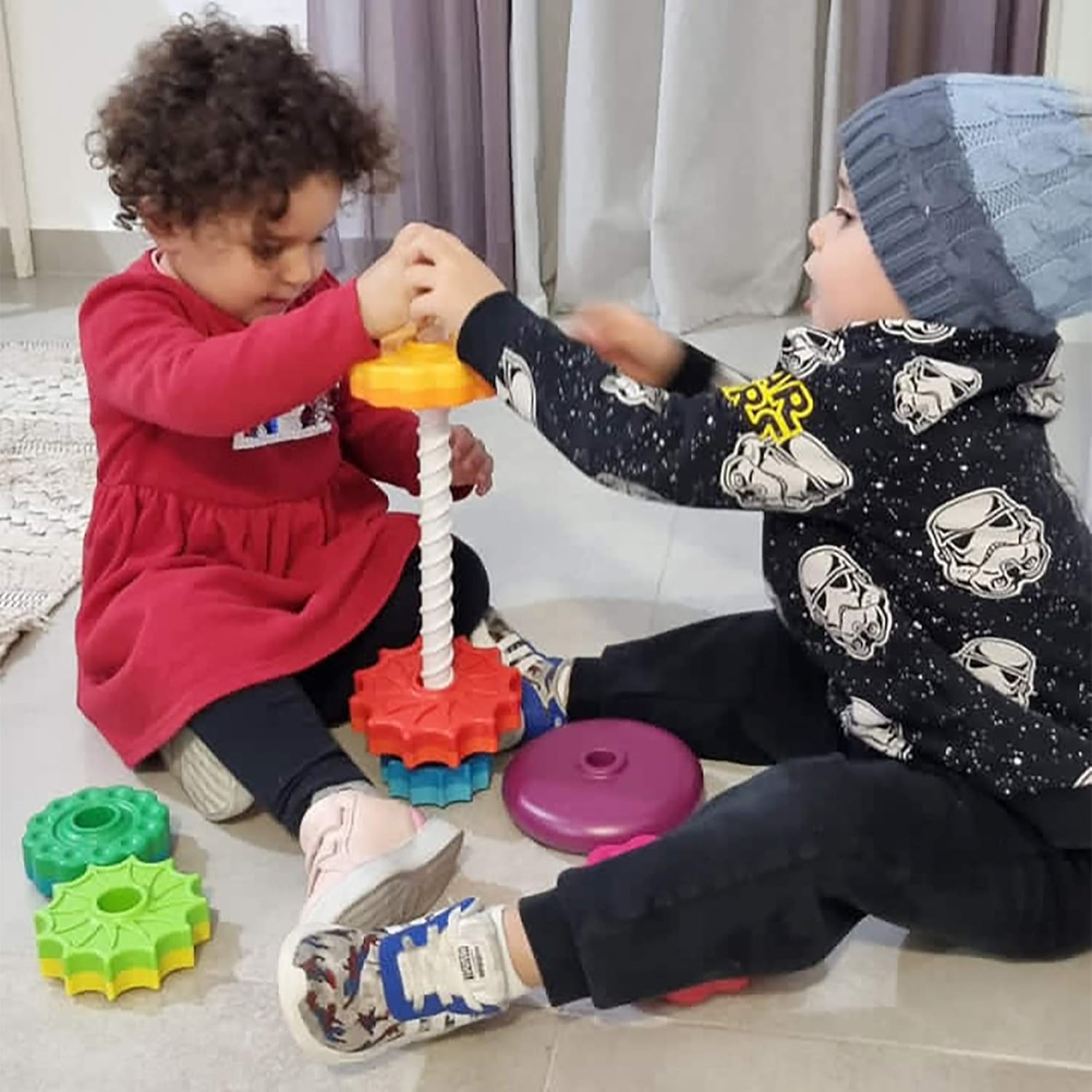 Fidtoy Juguete Apilable Giratorio Arcoíris – Juguete Sensorial de Aprendizaje para Niños Pequeños de 1+ años