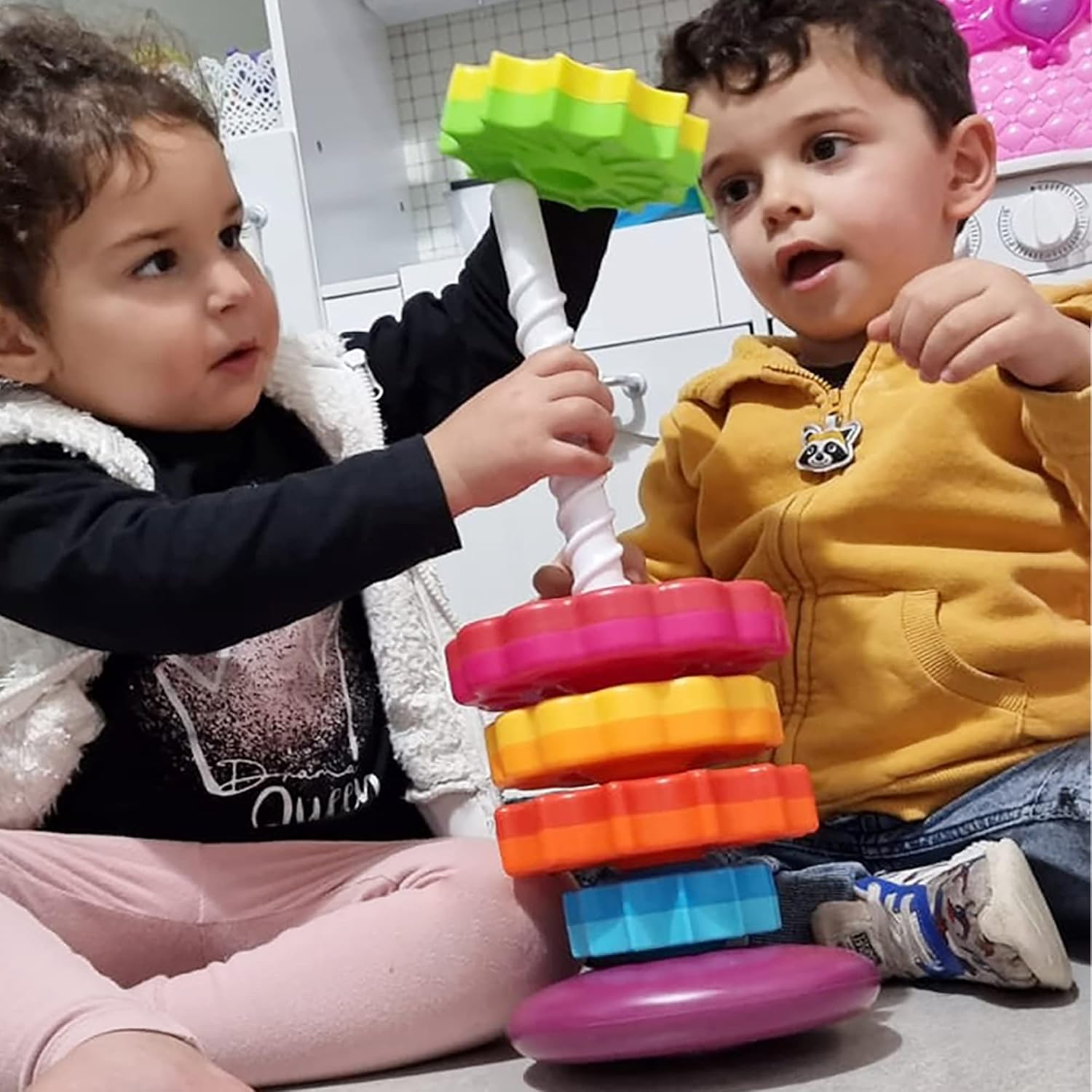 Fidtoy Juguete Apilable Giratorio Arcoíris – Juguete Sensorial de Aprendizaje para Niños Pequeños de 1+ años