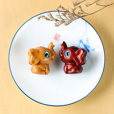 Foviel Sandalwood Small Leaf Red Sandalwood Green Sandalwood Lucky Mini Elephant Carved Protection Decoration