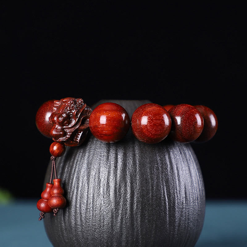 Foviel Rosewood Green Sandalwood Small Leaf Red Sandalwood Dragon Carved Protection Bracelet