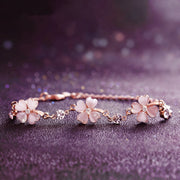Bracelet chaîne Foviel avec trèfle à quatre feuilles en cristal rose
