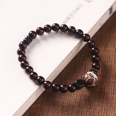 Bracelet double tour de protection Foviel en bois de santal rouge à petites feuilles et graines de Bodhi sculptées en forme de lotus