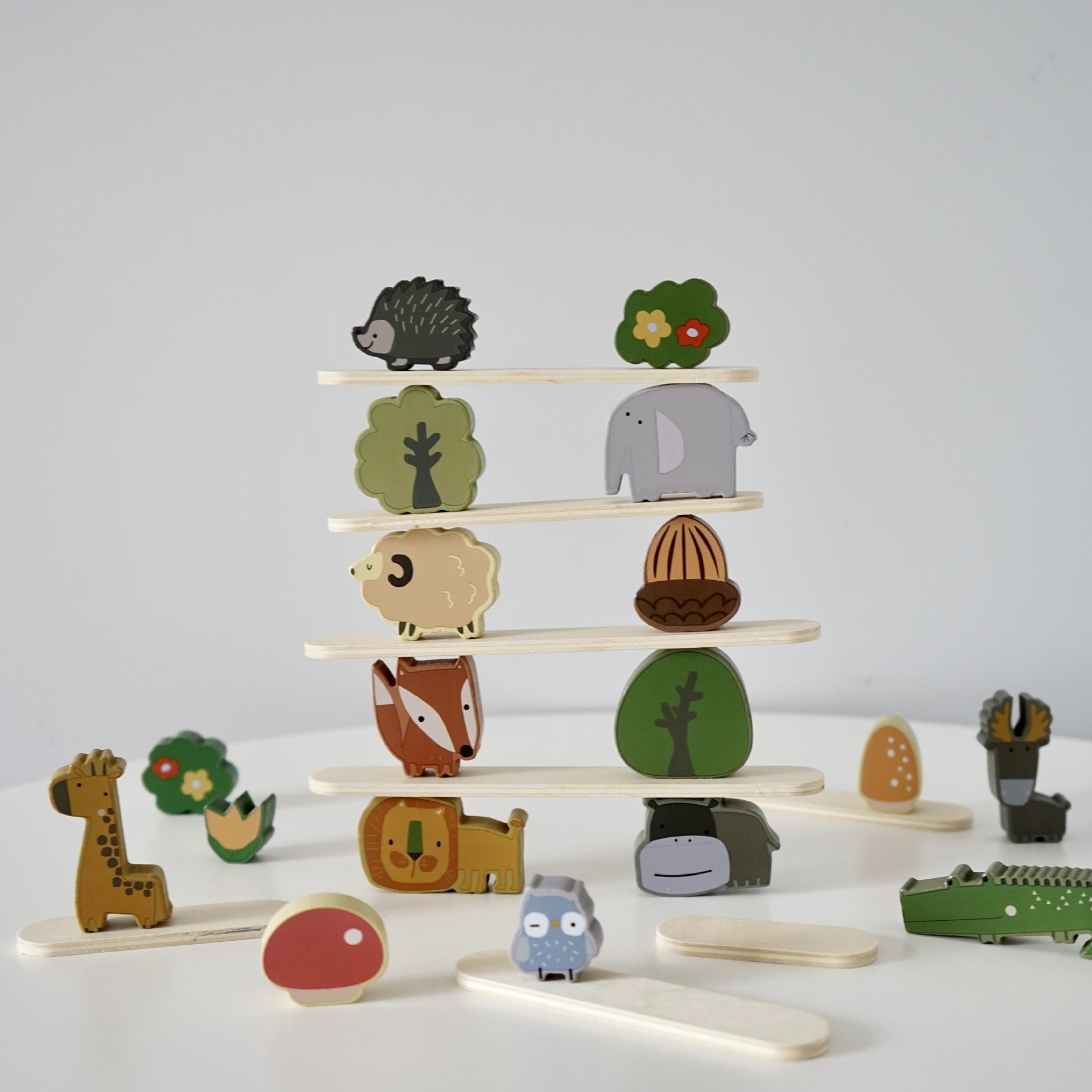 Animales de madera en el bosque - Juego abierto