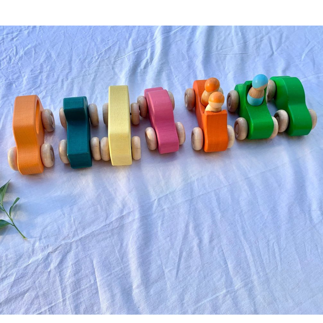 Voitures et poupées arc-en-ciel en bois – Ensemble de 10 pièces