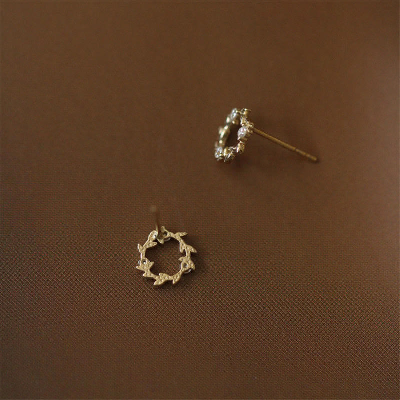 Foviel 925 Sterling Silber Posts Kupfer Metall winziger Kranz Gestüt Segnung Blume Ohrringe