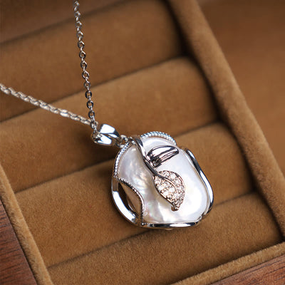 Buddha Stones 18K Gold Plated Copper Natural Baroque Pearl Flower Sincerity Necklace Pendant 10